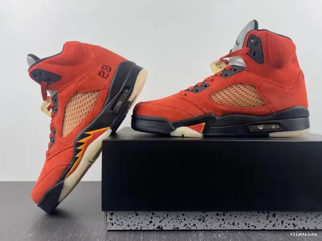 WMNS Air Mars Jordan 5 For Her DD9336-800 0530